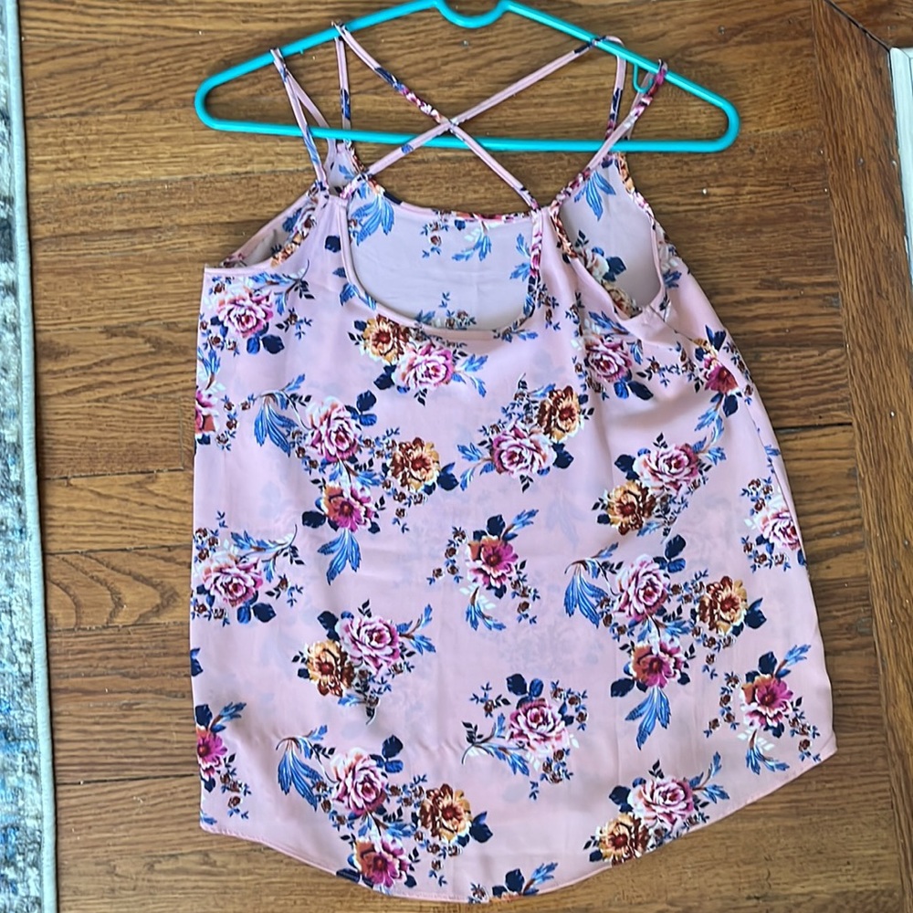 Pink Rose: light pink floral tank top - Picture 2 of 5